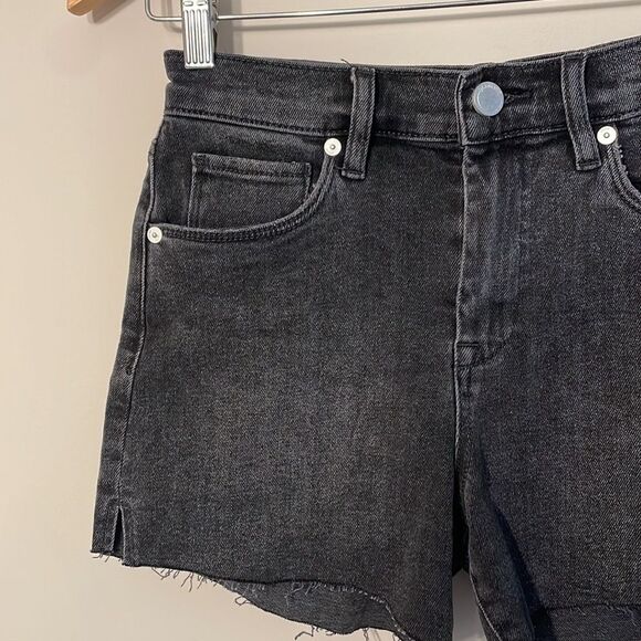NWT Blank NYC Cutoff Jean Shorts - Washed Black - Picture 3 of 8